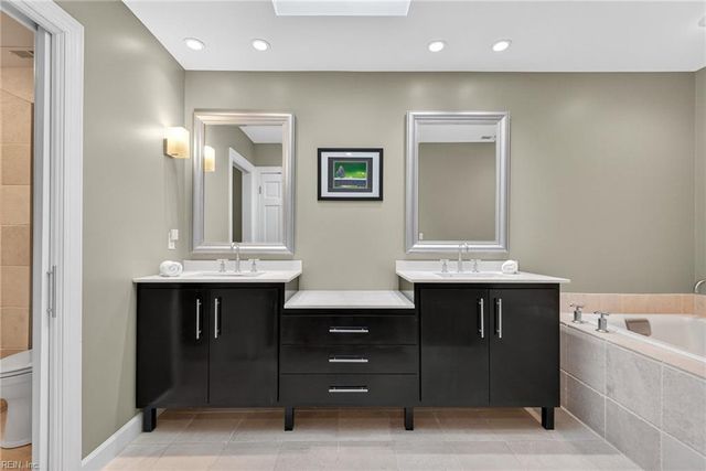 100 Holdsworth RD, Williamsburg, VA 23185