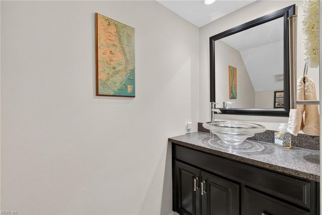 100 Holdsworth RD, Williamsburg, VA 23185