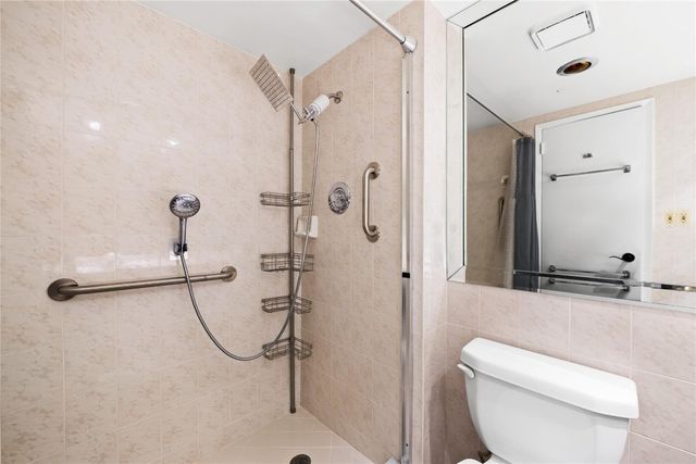 4010 Galt Ocean Drive 310, Fort Lauderdale, FL 33308