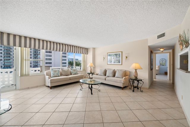 4010 Galt Ocean Drive 310, Fort Lauderdale, FL 33308