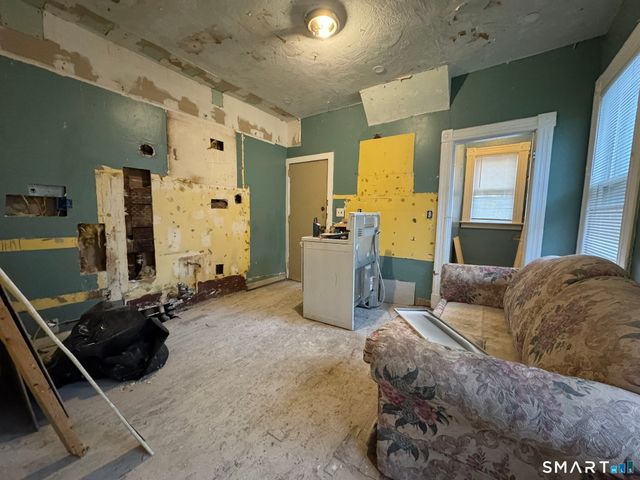 472 Edgewood Street, Hartford, CT 06112