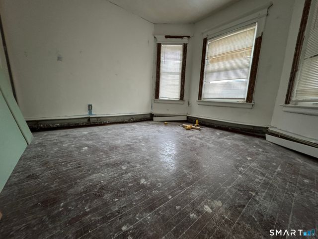 472 Edgewood Street, Hartford, CT 06112