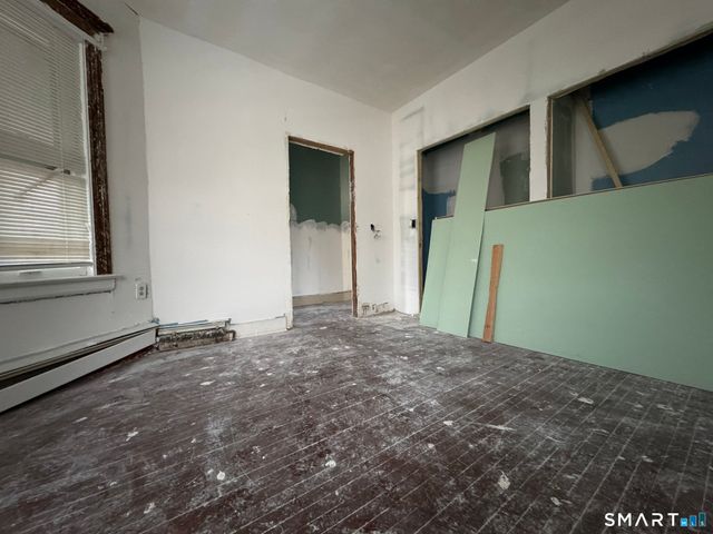 472 Edgewood Street, Hartford, CT 06112