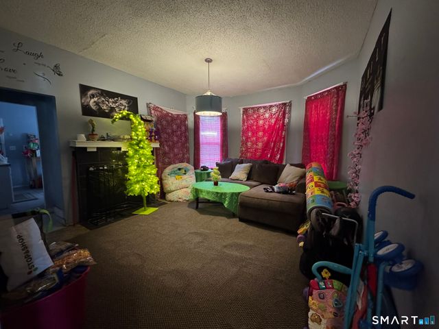 472 Edgewood Street, Hartford, CT 06112