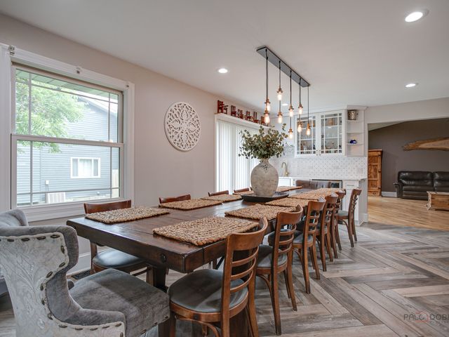 717 Roberts Road, Winthrop Harbor, IL 60096