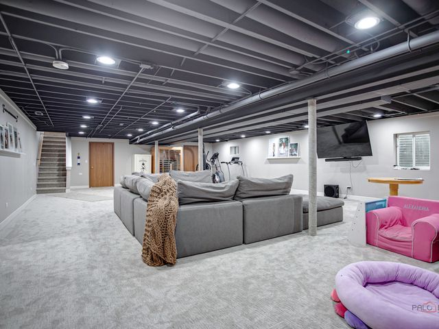 717 Roberts Road, Winthrop Harbor, IL 60096