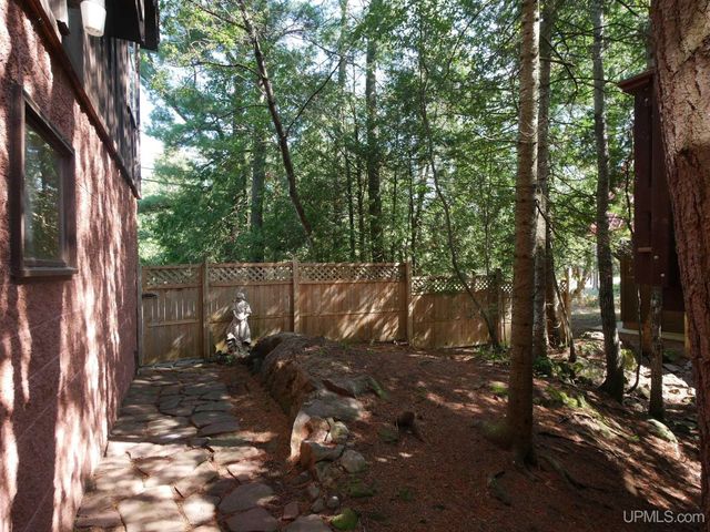 1092 Bernard Street, Copper Harbor, MI 49918