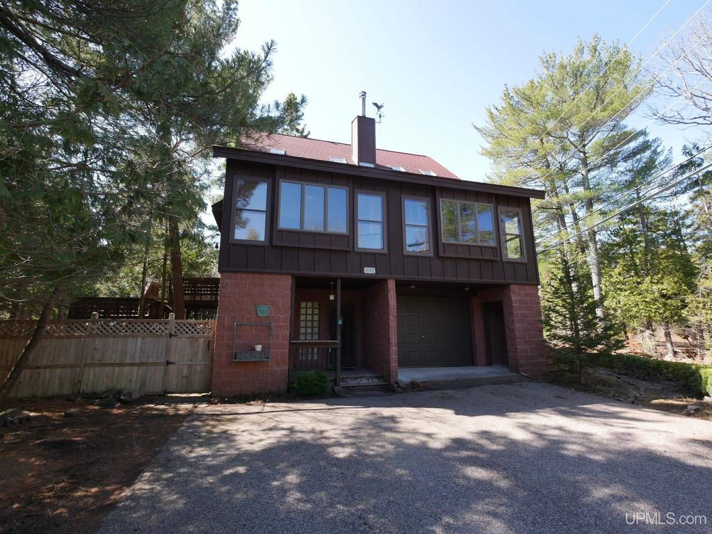 1092 Bernard Street, Copper Harbor, MI 49918