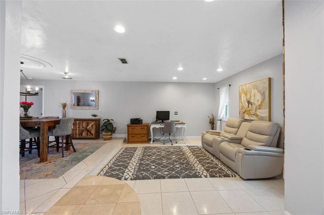 17235 Castleview DR, North Fort Myers, FL 33917