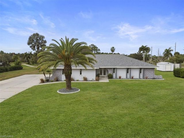 17235 Castleview DR, North Fort Myers, FL 33917