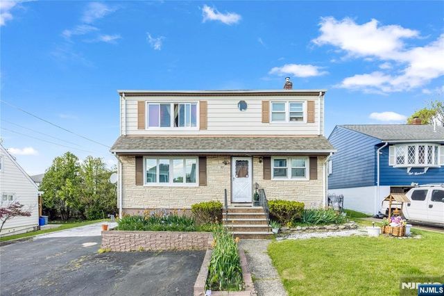 92 Cedarhurst Avenue, Woodland Park, NJ 07424