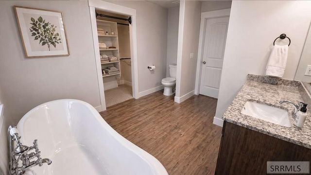 2995 N Lucina Avenue, Idaho Falls, ID 83401