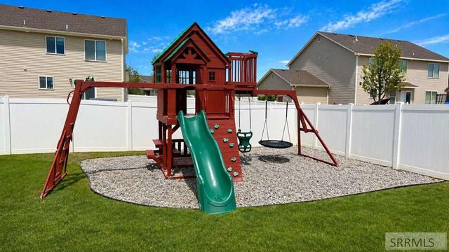 2995 N Lucina Avenue, Idaho Falls, ID 83401