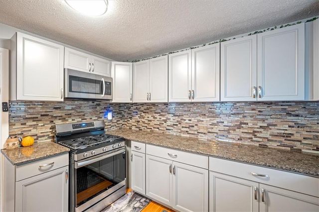 406 Elmwood Avenue, Kansas City, MO 64124