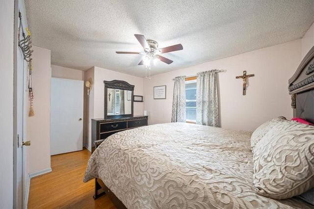 406 Elmwood Avenue, Kansas City, MO 64124