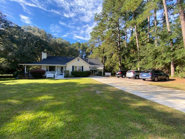 814 N Cedar Street A & B, Summerville, SC 29483
