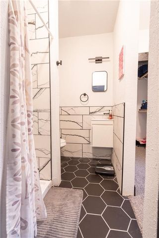 2310 Faraon Street, St Joseph, MO 64501