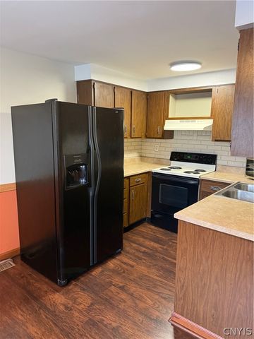 4176B Burningtree Road, Clay, NY 13090