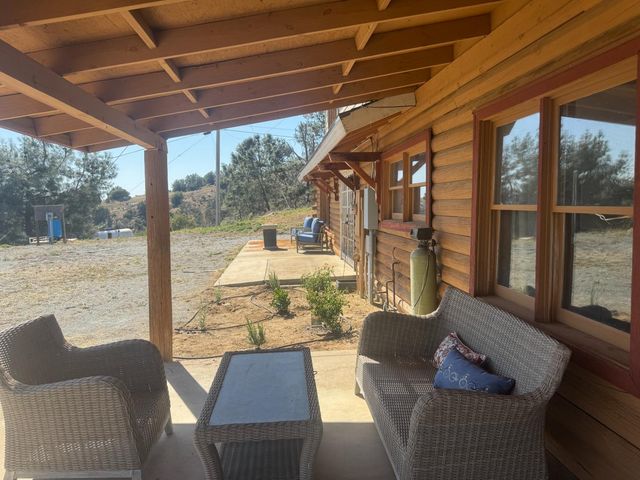 20146 Nicholas Road, Clovis, CA 93619