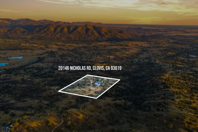 20146 Nicholas Road, Clovis, CA 93619