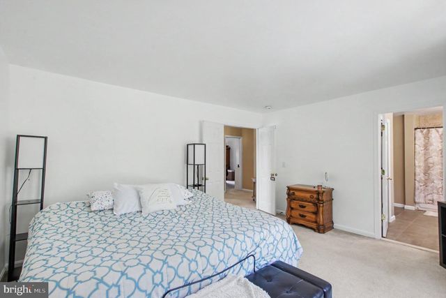 17649 HAMPSTEAD RIDGE CT, Dumfries, VA 22026