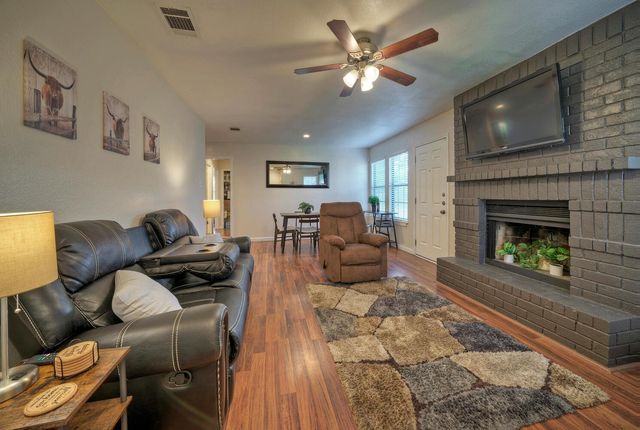 1004 Hyridge ST, Round Rock, TX 78664