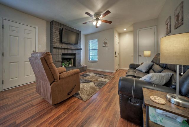 1004 Hyridge ST, Round Rock, TX 78664