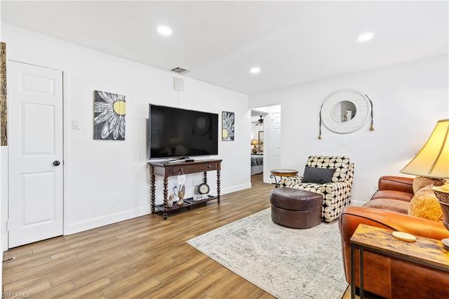 1643 Ricardo AVE, Fort Myers, FL 33901