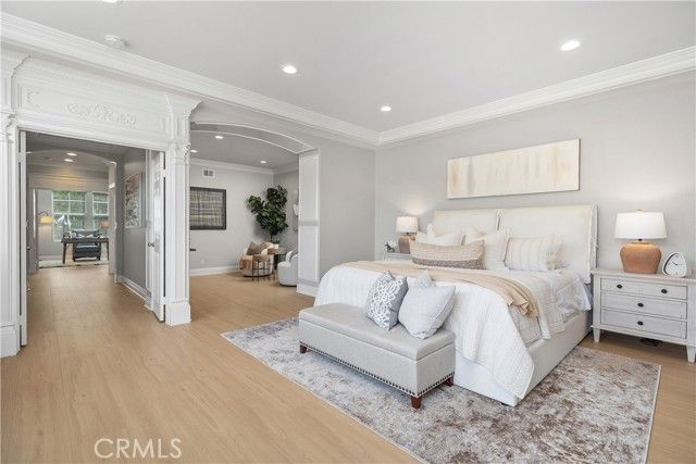 22 Apple Valley, Irvine, CA 92602