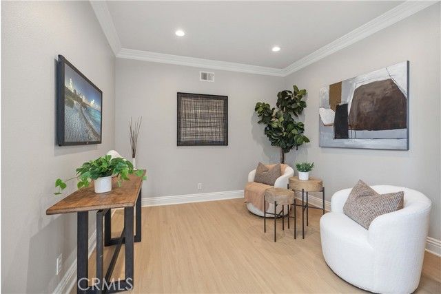 22 Apple Valley, Irvine, CA 92602