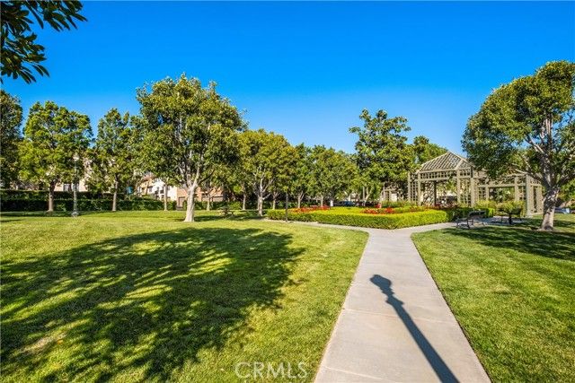 22 Apple Valley, Irvine, CA 92602