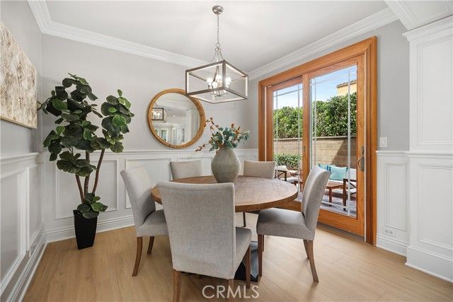 22 Apple Valley, Irvine, CA 92602