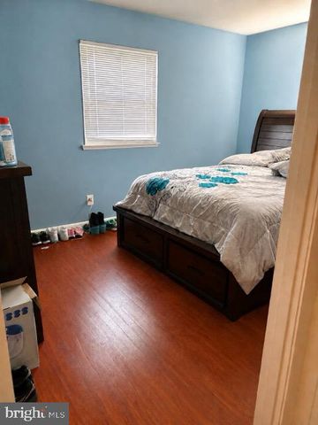 6818 YATARUBA DR, Baltimore, MD 21207