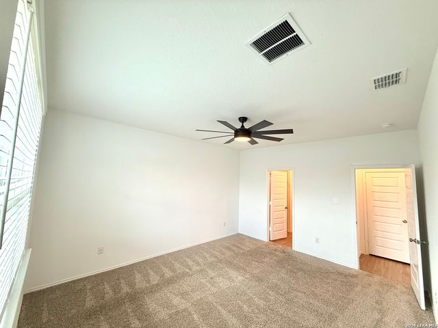 2512 Ayers, Seguin, TX 78155