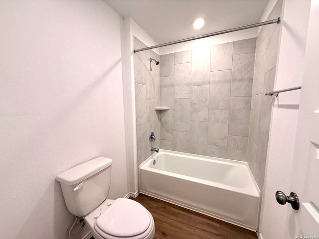 2512 Ayers, Seguin, TX 78155