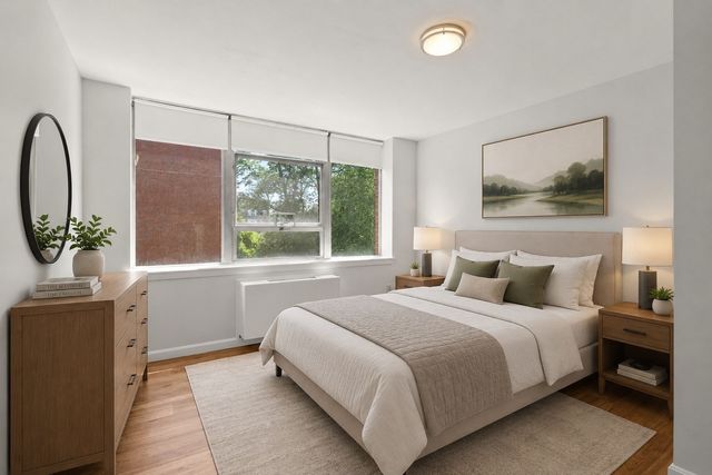20 Hammond Pond Pkwy 302, Newton, MA 02459
