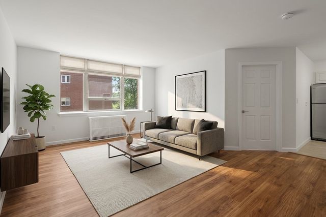 20 Hammond Pond Pkwy 302, Newton, MA 02459