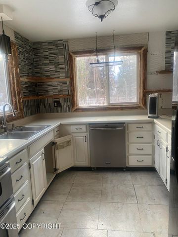 33784 Nash Road, Seward, AK 99664