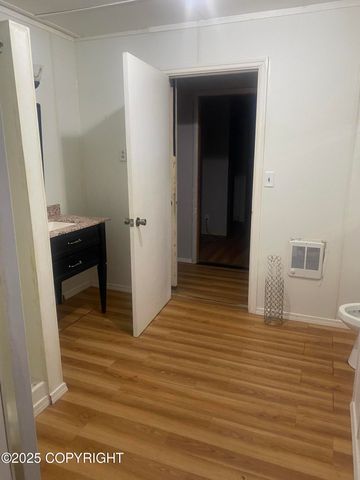 33784 Nash Road, Seward, AK 99664