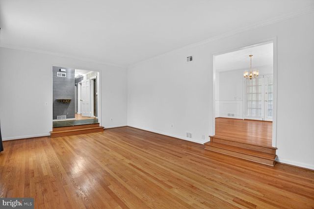 4709 RIVER RD, Bethesda, MD 20816