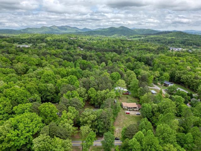 496 Forest Circle, Blairsville, GA 30512