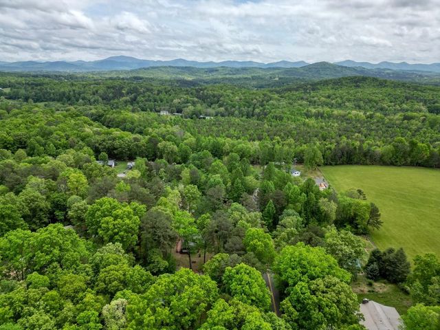 496 Forest Circle, Blairsville, GA 30512