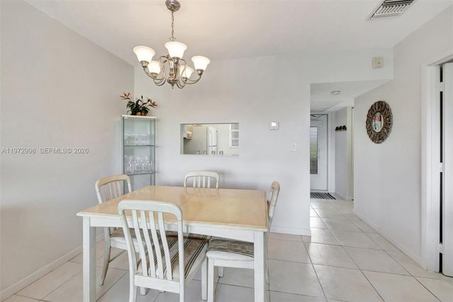 5002 NW 35th Street 306, Lauderdale Lakes, FL 33319