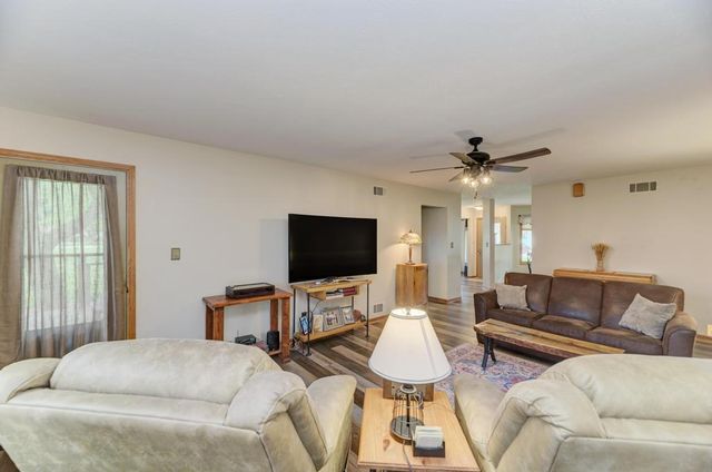 104 N Cedar Street, Gardner, IL 60424