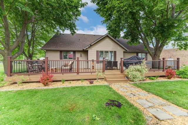 104 N Cedar Street, Gardner, IL 60424