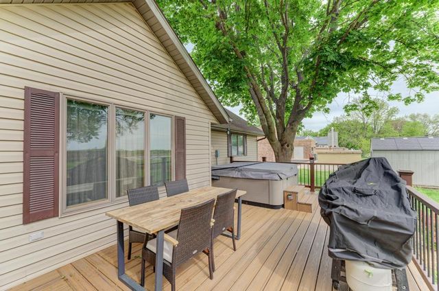 104 N Cedar Street, Gardner, IL 60424