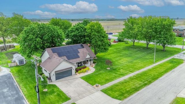 104 N Cedar Street, Gardner, IL 60424