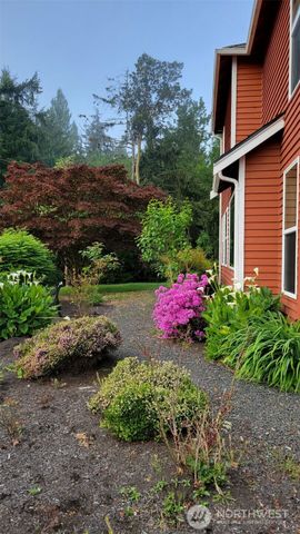 6494 Windward Place NW, Bremerton, WA 98312