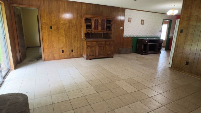 415 Meadowlark Trail, Springtown, TX 76082