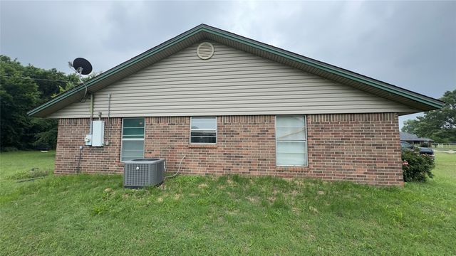 415 Meadowlark Trail, Springtown, TX 76082